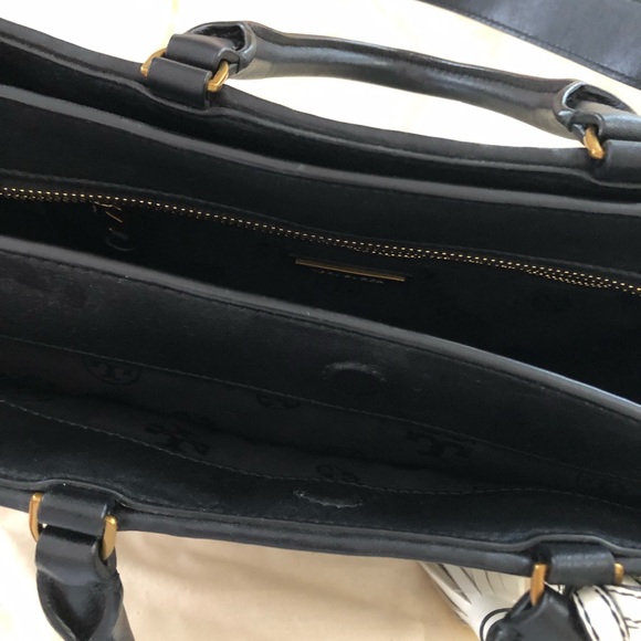 Tory Burch Robinson woven-leather satchel - Picture 6 of 8